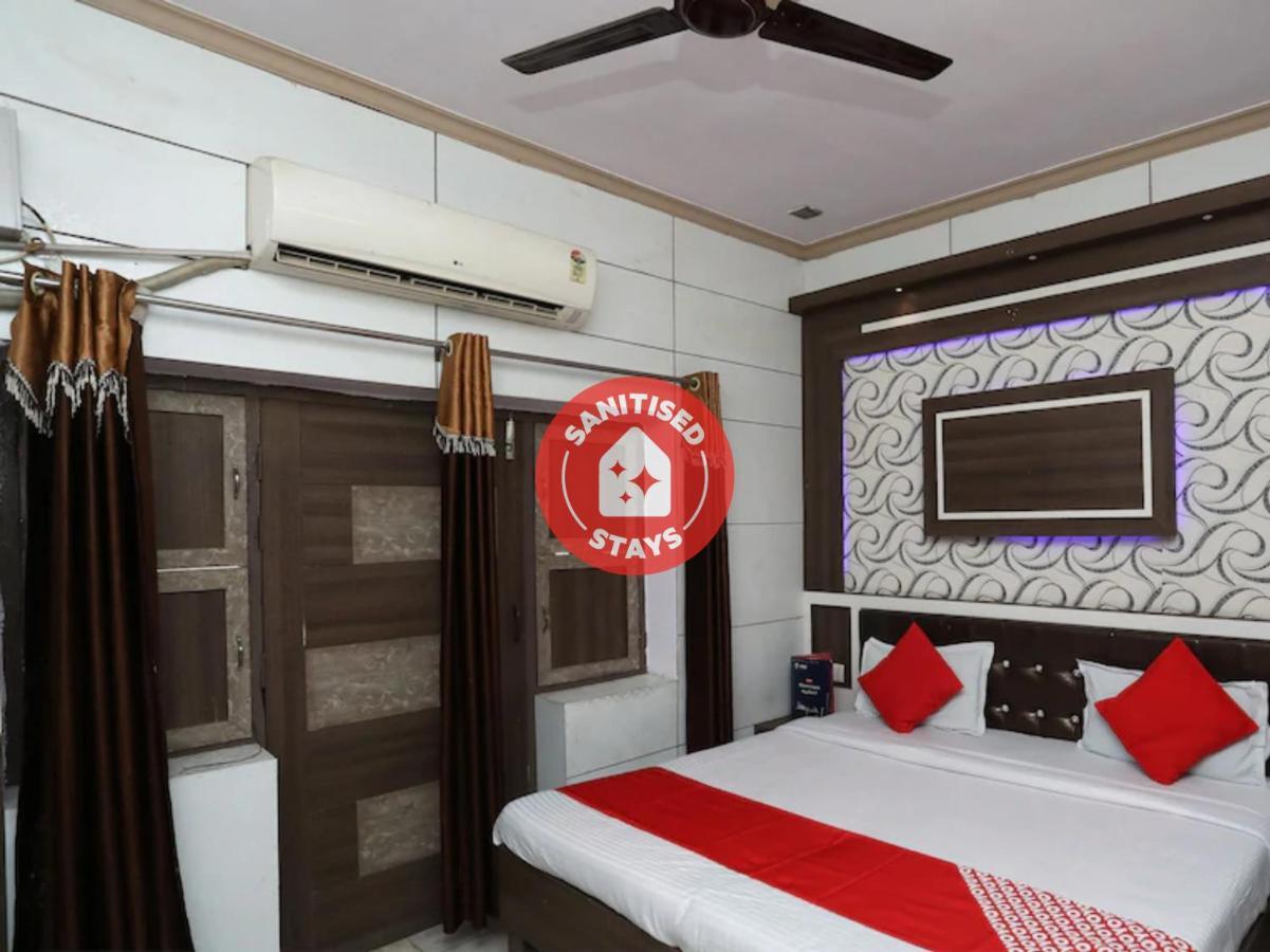 Oyo 29411 Hotel Vanshika Agra  Exterior photo