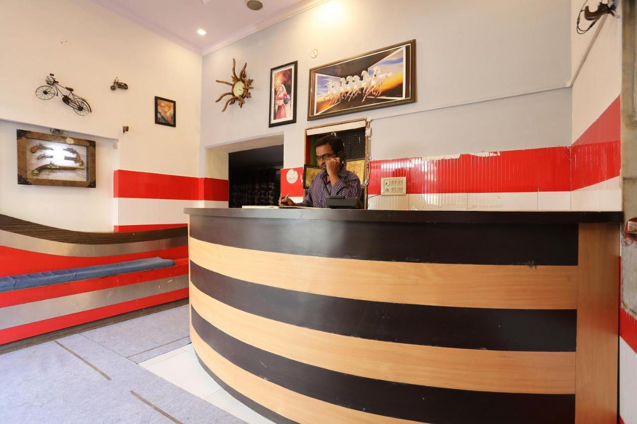 Oyo 29411 Hotel Vanshika Agra  Exterior photo