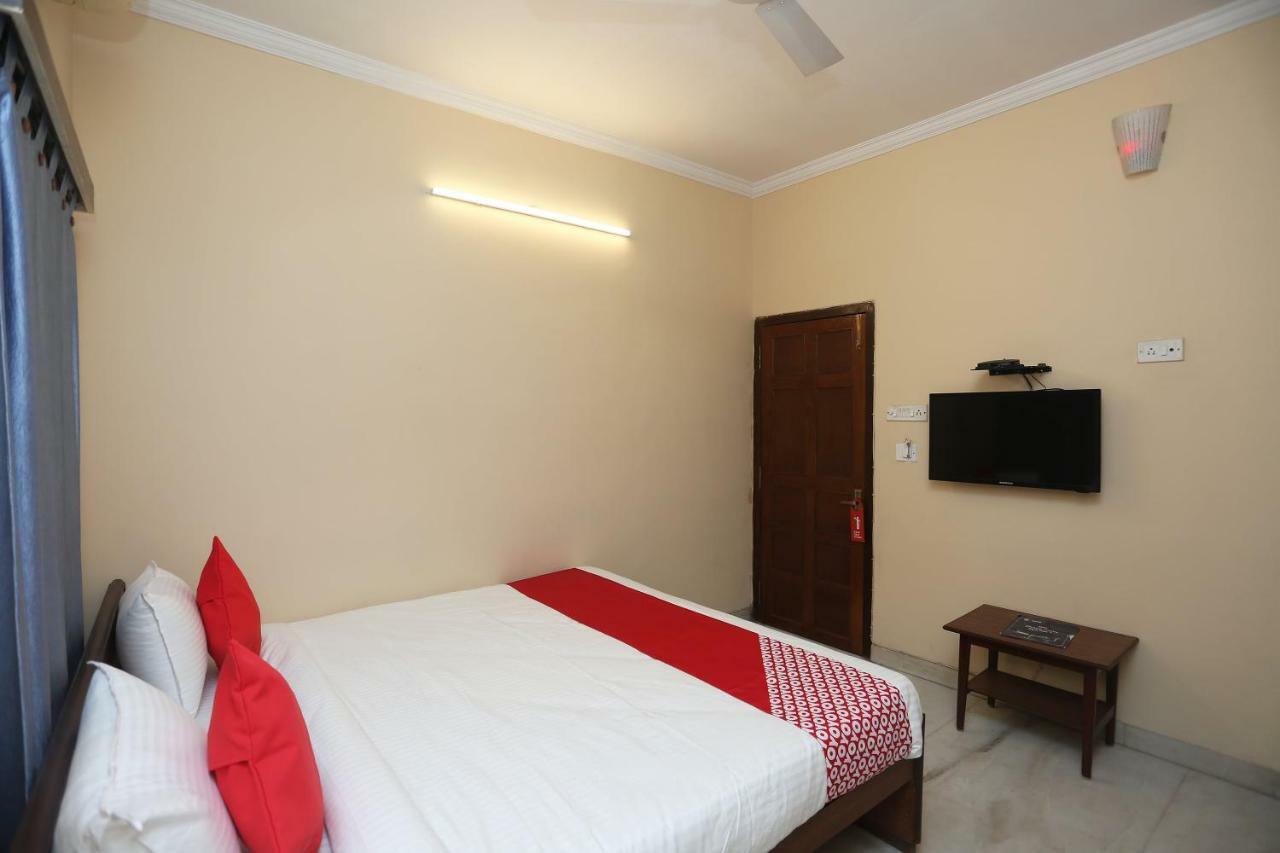 Oyo 29411 Hotel Vanshika Agra  Exterior photo