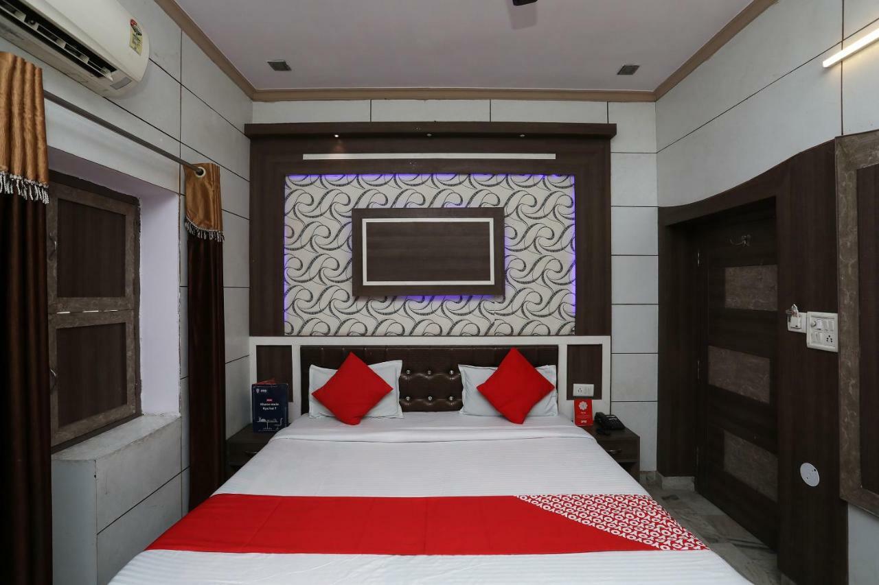 Oyo 29411 Hotel Vanshika Agra  Exterior photo